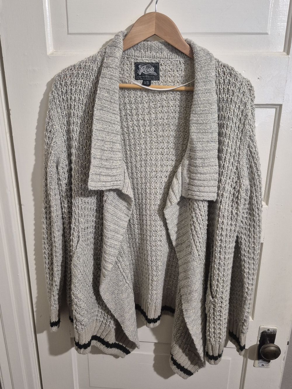 Roots Gray Cotton Shawl Cardigan L/XL Open Knit Sweater Pockets - Picture 2 of 10